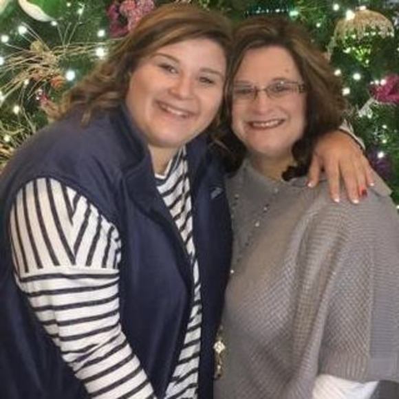 Meet your Posher, Christa - Picture 1 of 1